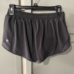 Lululemon size 8 lined shorts